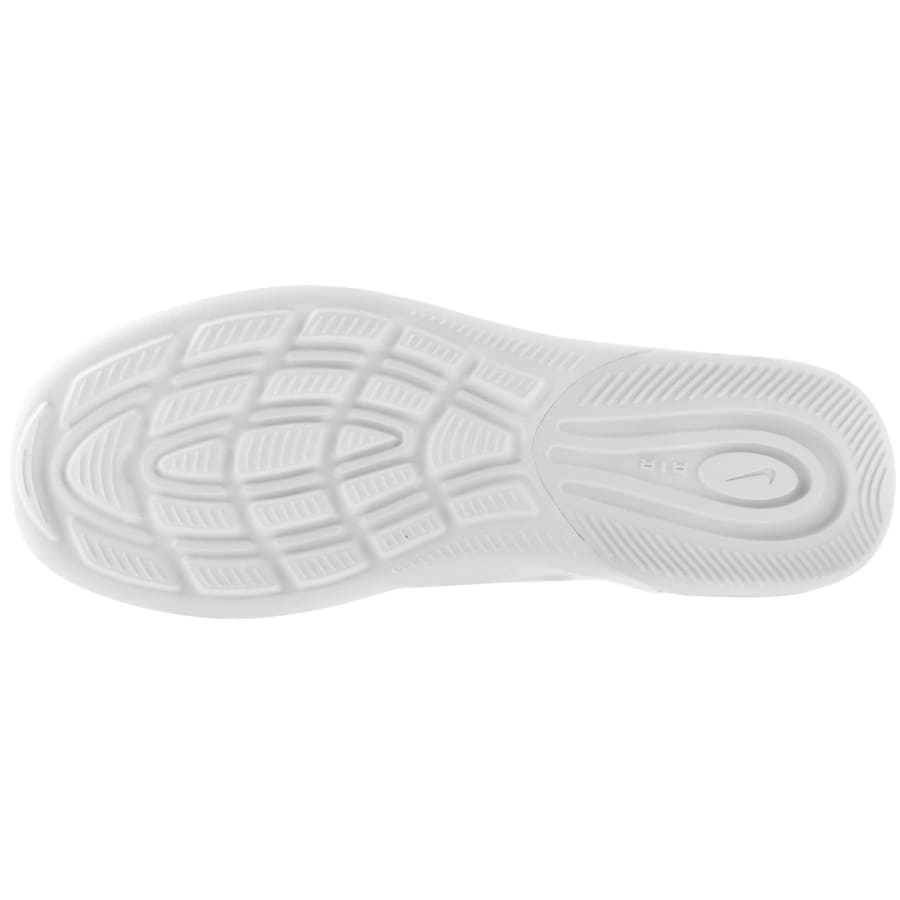 Nike Air Max Axis Trainers White